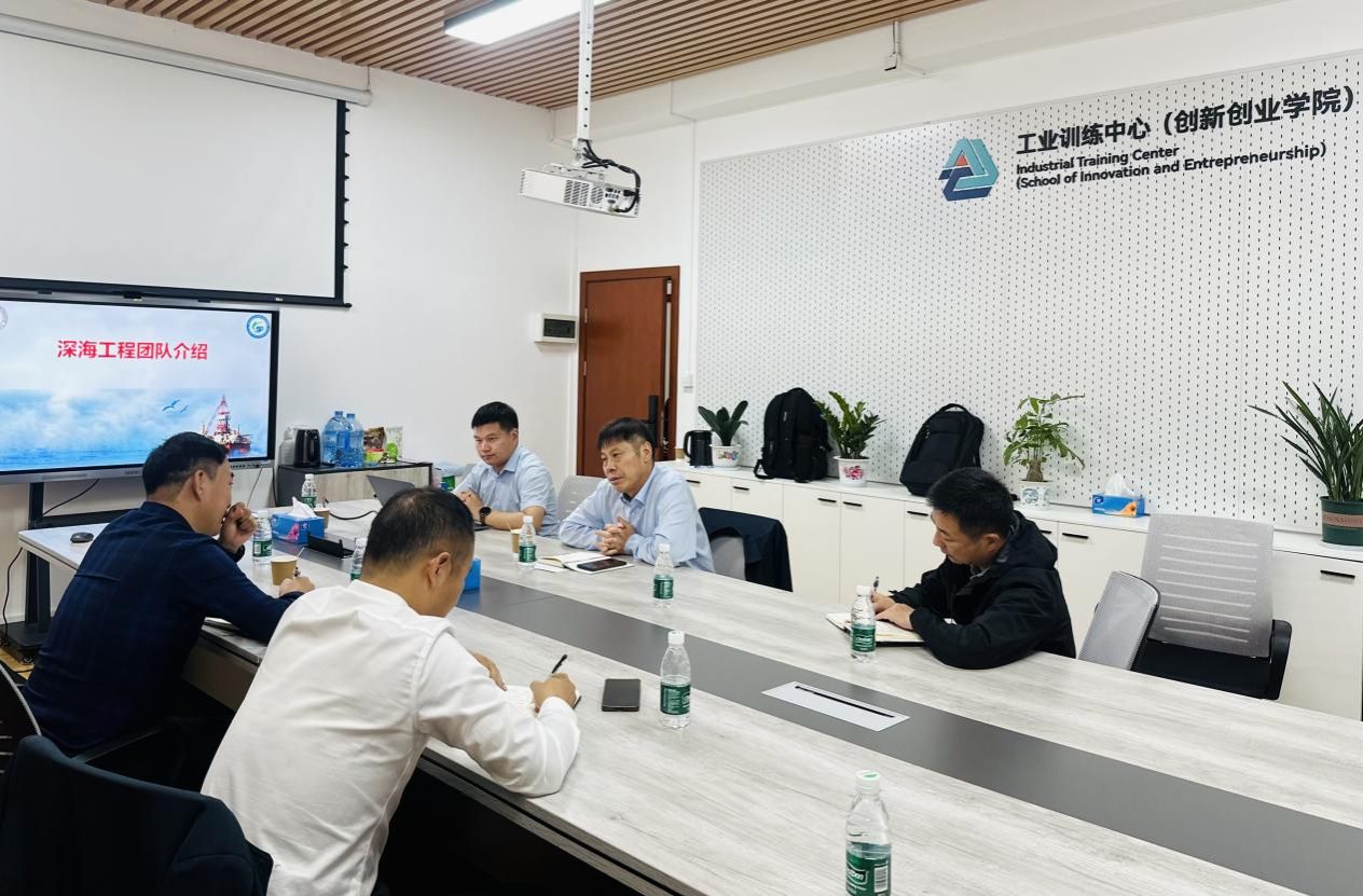 6be5fff38524b865eee8e25d46010011